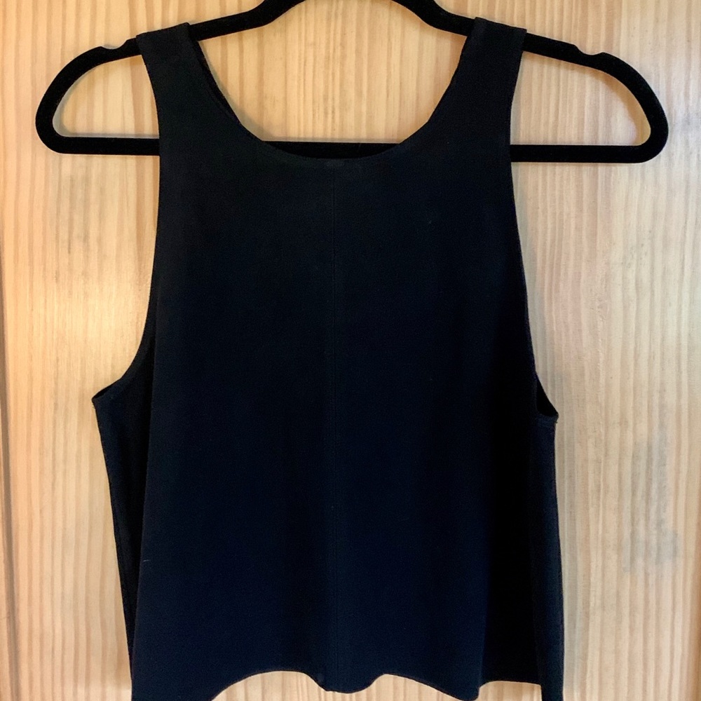 Aritiza Wilfred cropped suede like Top size S